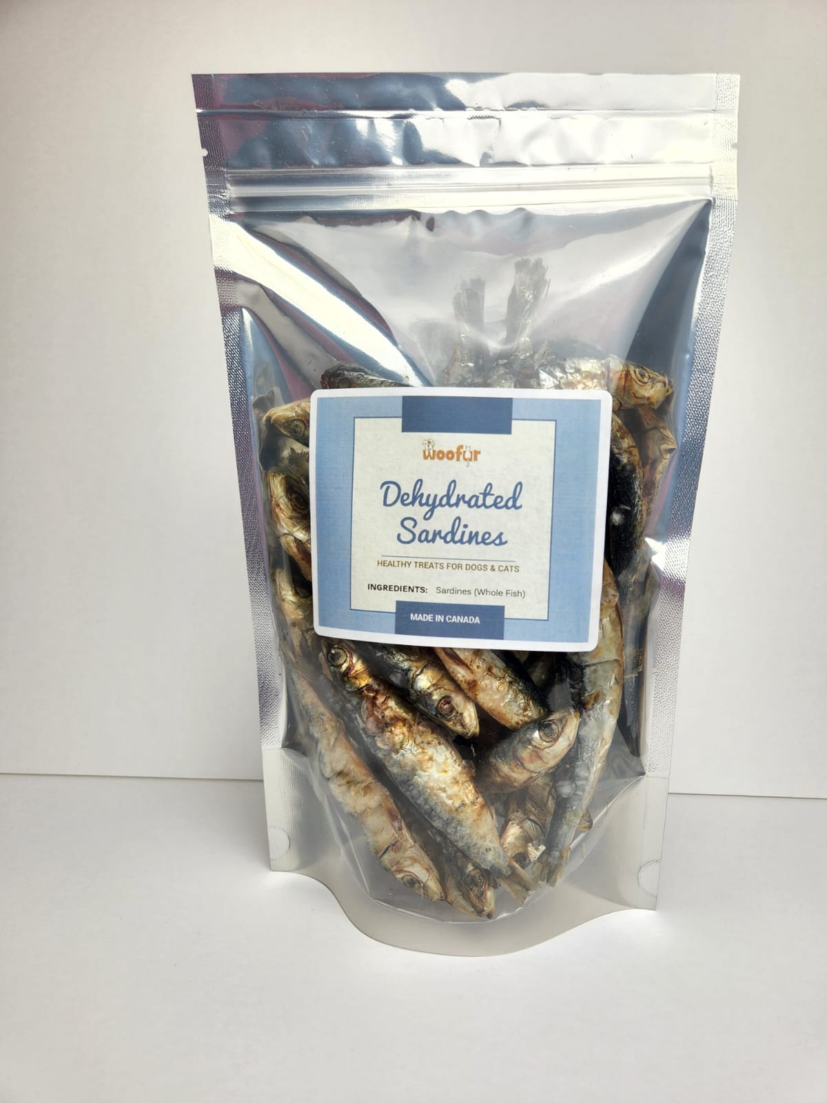 Dehydrated sardines for outlet dogs